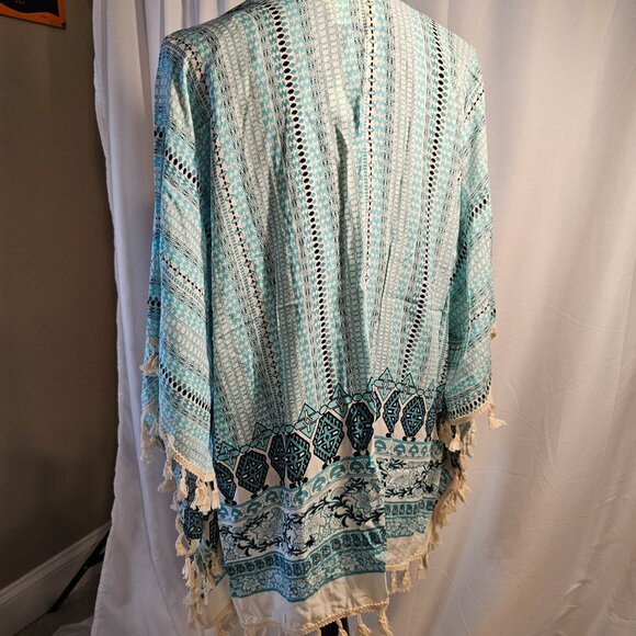 NWT Beach Cover Up or Fun Layering Piece - Picture 2 of 2